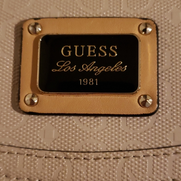 Wallet - Picture 2 of 8